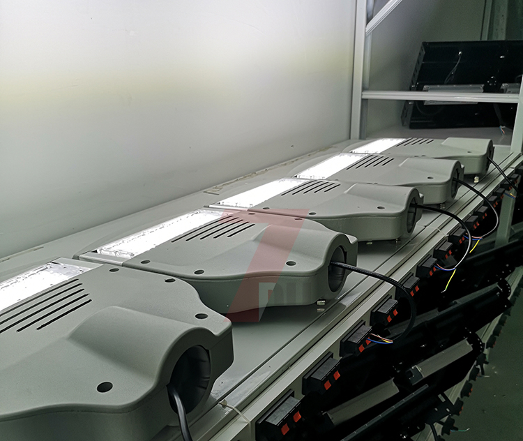 40W-60W LED路灯灯具老化实拍(51漫画APP下载汅API免费新版华为下载入口照明)